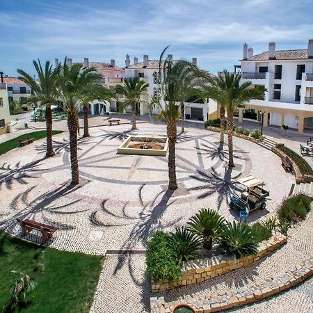 O Pomar Holiday Village By Premier Algarve กาบานัส เด ตาวีรา ภายนอก รูปภาพ